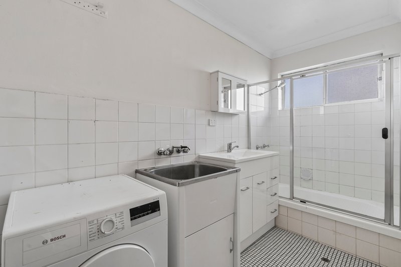 Photo - 4/27 Norman Street, East Brisbane QLD 4169 - Image 8