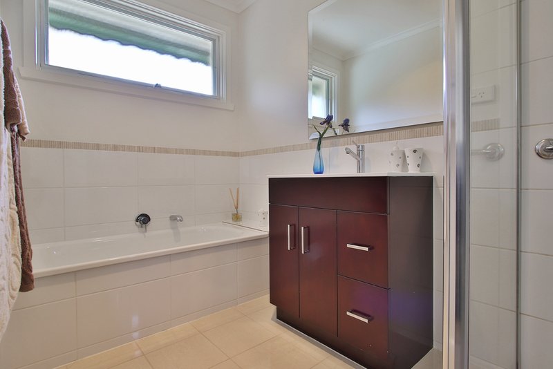 Photo - 4/27 Third Street, Black Rock VIC 3193 - Image 6