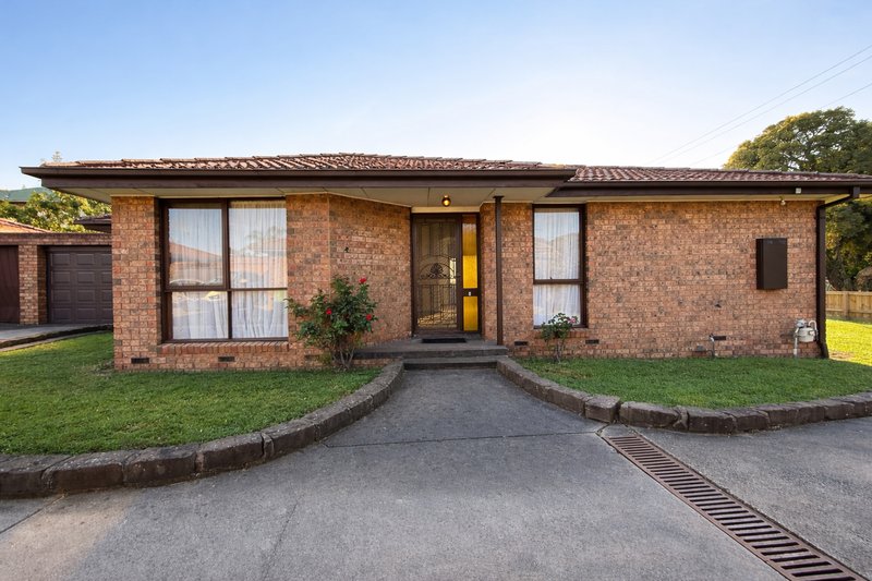 Photo - 4/27 Whitelaw Street, Reservoir VIC 3073 - Image 1