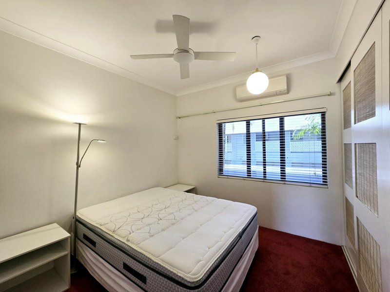 Photo - 4/271 Esplanade , Cairns North QLD 4870 - Image 4