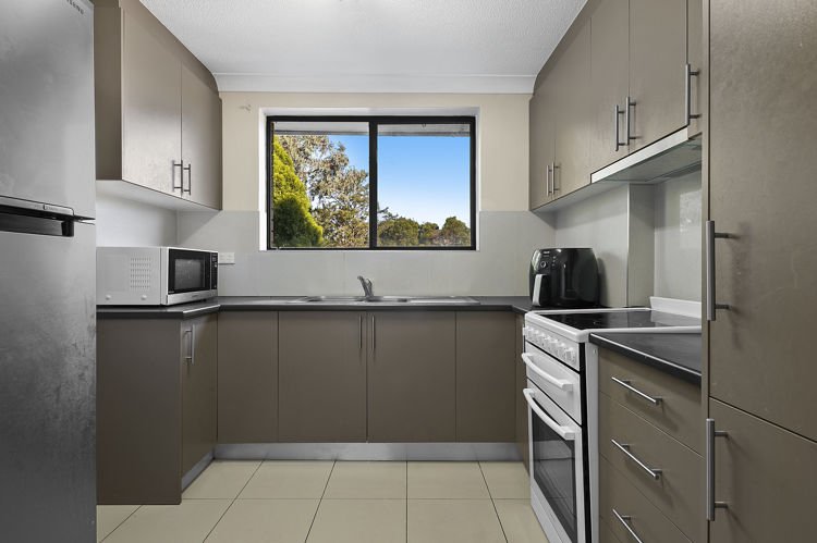 Photo - 4/28-32 Treves Street, Merrylands NSW 2160 - Image 2