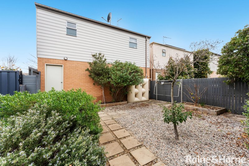 Photo - 428 Antill Street, Watson ACT 2602 - Image 11