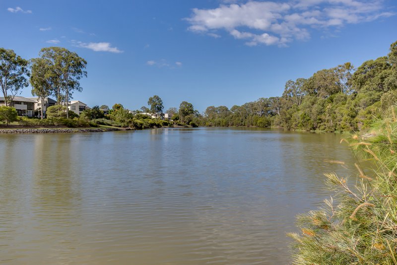 Photo - 4/28 Castello Circuit, Varsity Lakes QLD 4227 - Image 14