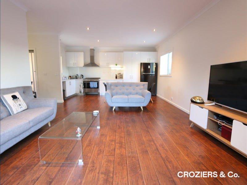 Photo - 4/28 Compton Street, Reservoir VIC 3073 - Image 3