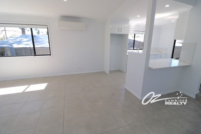 Photo - 4/28 Frederick Street, Sanctuary Point NSW 2540 - Image 11