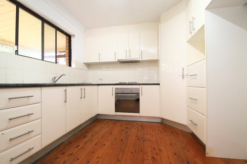 Photo - 4/28 Rookwood Road, Yagoona NSW 2199 - Image 4