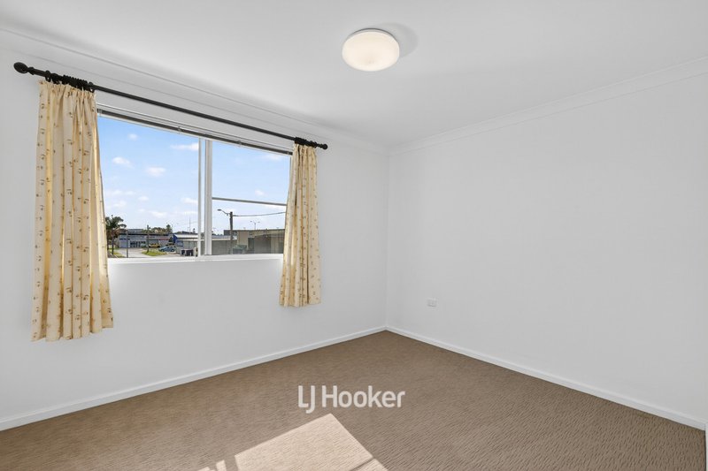 Photo - 4/28 Strickland Street, Bunbury WA 6230 - Image 12