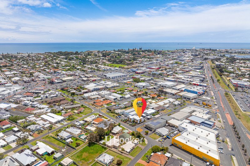 Photo - 4/28 Strickland Street, Bunbury WA 6230 - Image 22