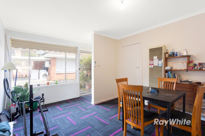 Photo - 4/28 Tulip Grove, Cheltenham VIC 3192 - Image 2