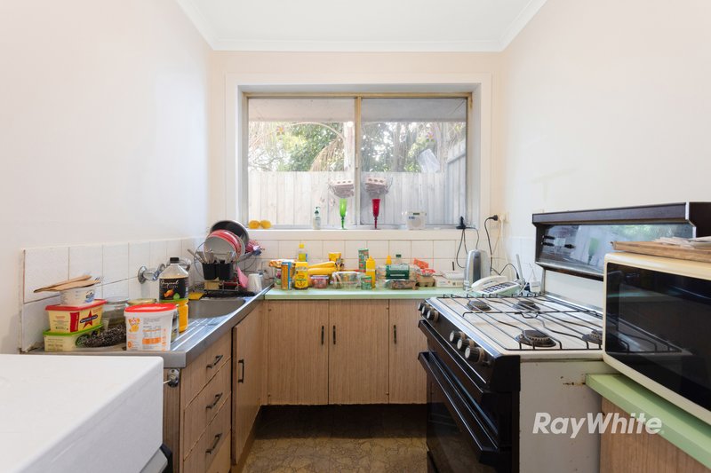 Photo - 4/28 Tulip Grove, Cheltenham VIC 3192 - Image 5