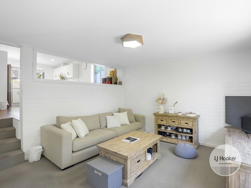 Photo - 4/287 Churchill Avenue, Sandy Bay TAS 7005 - Image 4