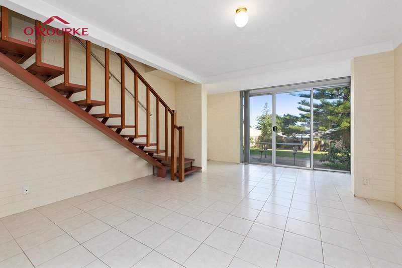 Photo - 4/287 West Coast Highway, Scarborough WA 6019 - Image 10