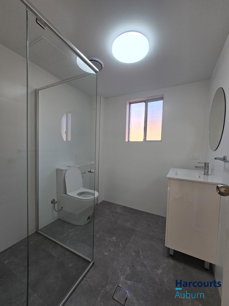 Photo - 4/29-31 Macquarie Road, Auburn NSW 2144 - Image 5
