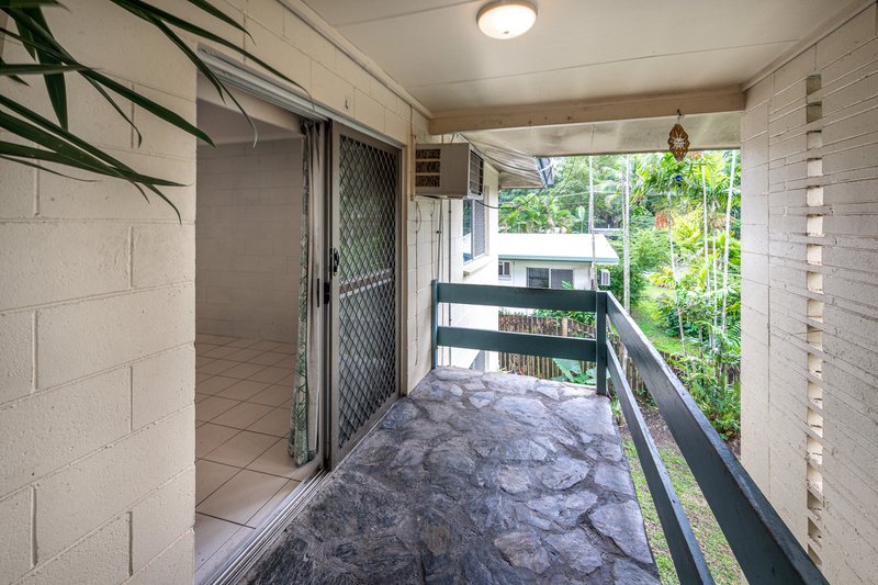 Photo - 4/29 Bouganvillea Street, Holloways Beach QLD 4878 - Image 8