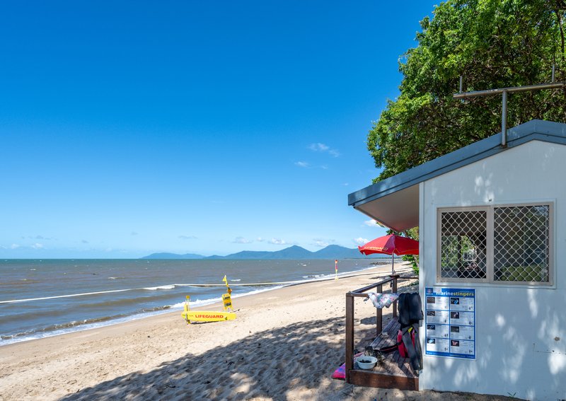 Photo - 4/29 Bouganvillea Street, Holloways Beach QLD 4878 - Image 18