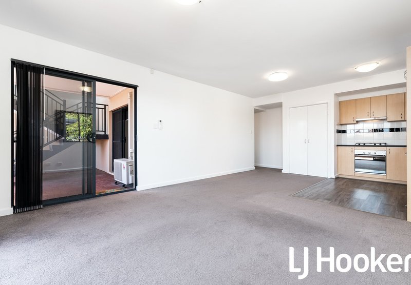 Photo - 4/29 Egham Road, Lathlain WA 6100 - Image 15