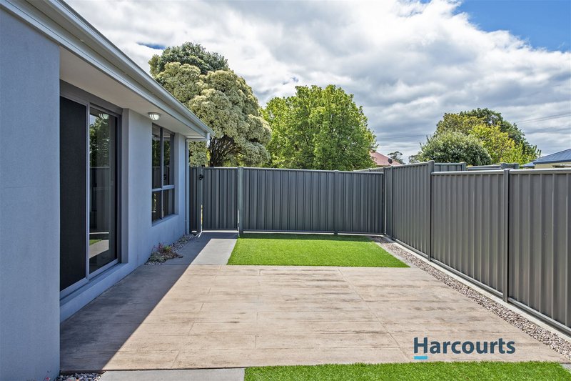 Photo - 4/29 Main Street, Ulverstone TAS 7315 - Image 15