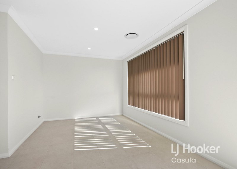 Photo - 429 Tenth Avenue, Austral NSW 2179 - Image 2