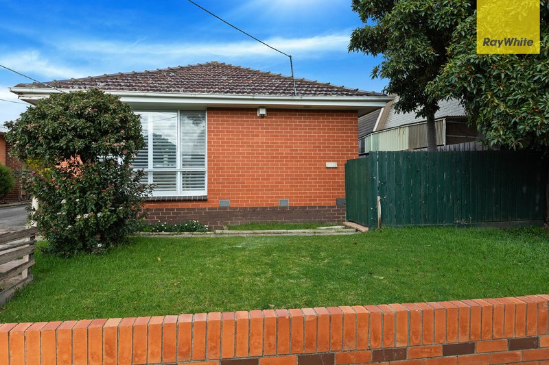 Photo - 4/29 Yarmouth Avenue, St Albans VIC 3021 - Image 2