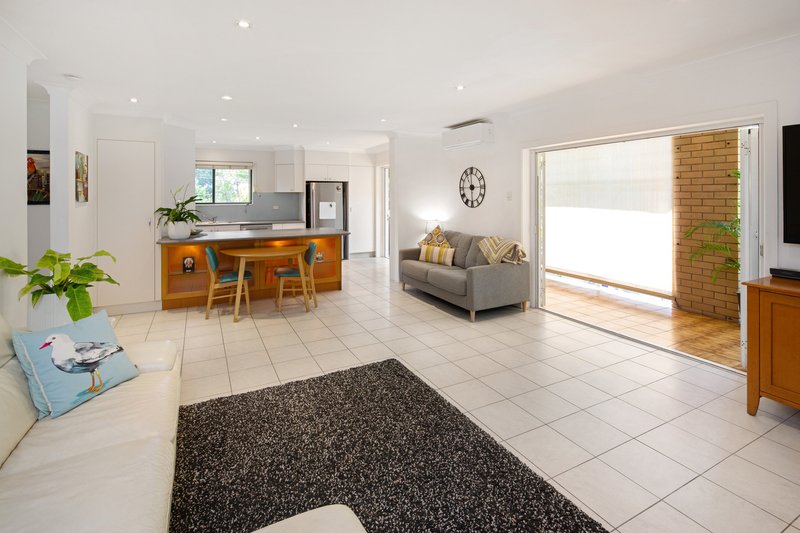 Photo - 4/293 Lancaster Road, Ascot QLD 4007 - Image 3