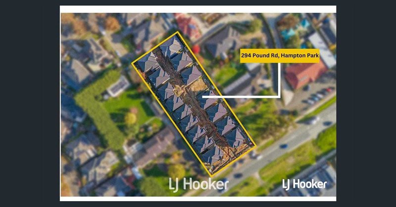 Photo - 4/294 Pound Road, Hampton Park VIC 3976 - Image 5