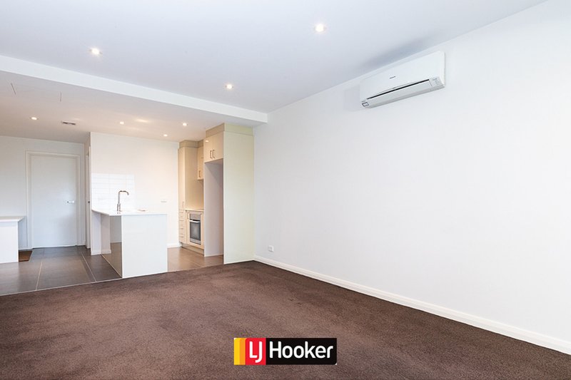 Photo - 4/297 Flemington Road, Franklin ACT 2913 - Image 2