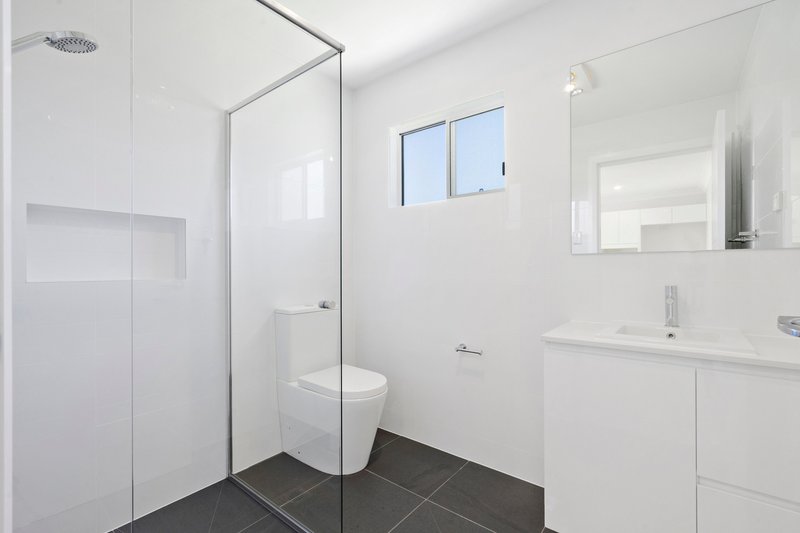 Photo - 42a Amos Street, Westmead NSW 2145 - Image 3