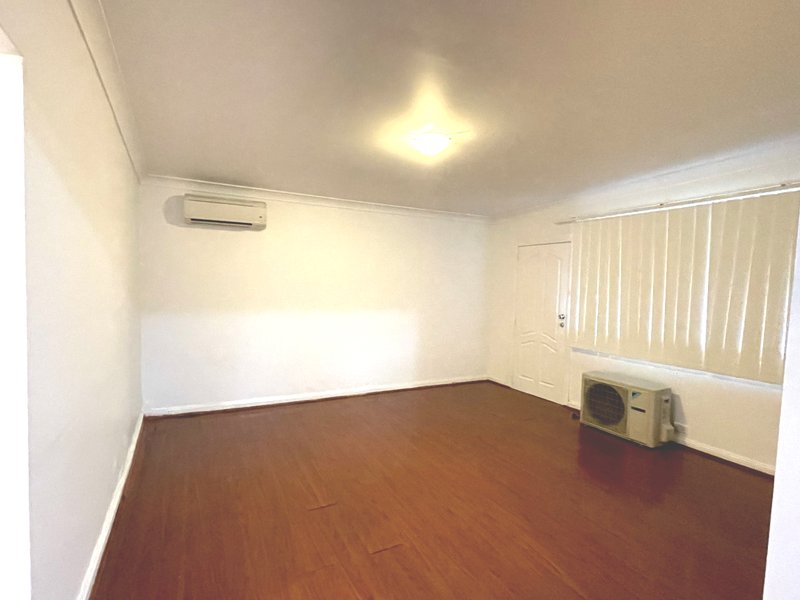 Photo - 42A Brisbane Street, Oxley Park NSW 2760 - Image 11