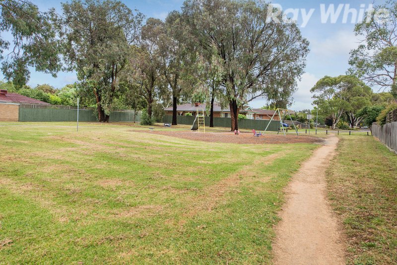 Photo - 42a Bunnett Road, Knoxfield VIC 3180 - Image 12