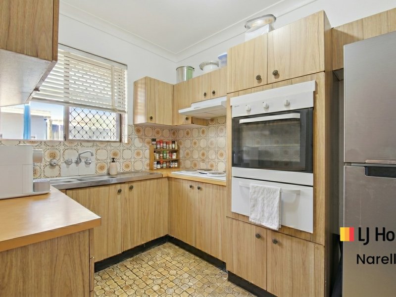 Photo - 4/2A Condamine Street, Campbelltown NSW 2560 - Image 3