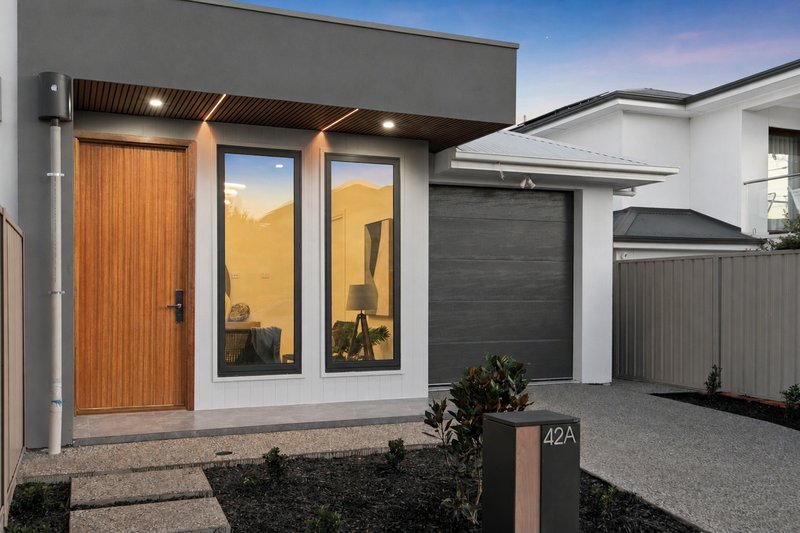 Photo - 42A Stanley Street, Glengowrie SA 5044 - Image 2