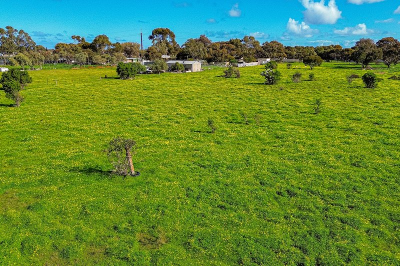 Photo - 42A Williams Road, Two Wells SA 5501 - Image 15