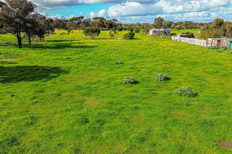 Photo - 42A Williams Road, Two Wells SA 5501 - Image 16