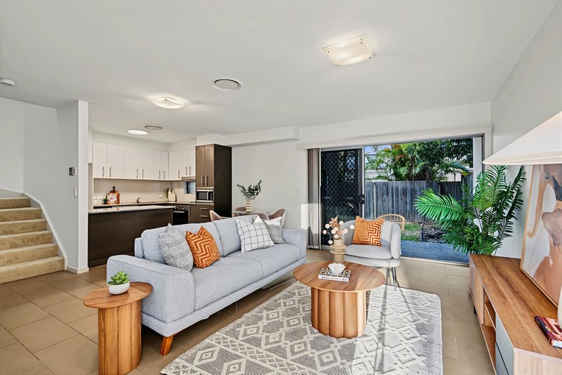 Photo - 42a Wilton Terrace, Yeronga QLD 4104 - Image 1