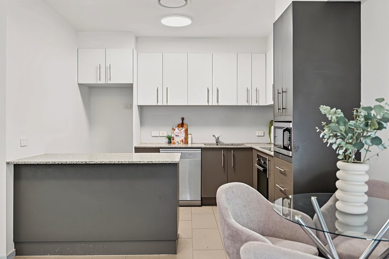 Photo - 42a Wilton Terrace, Yeronga QLD 4104 - Image 9