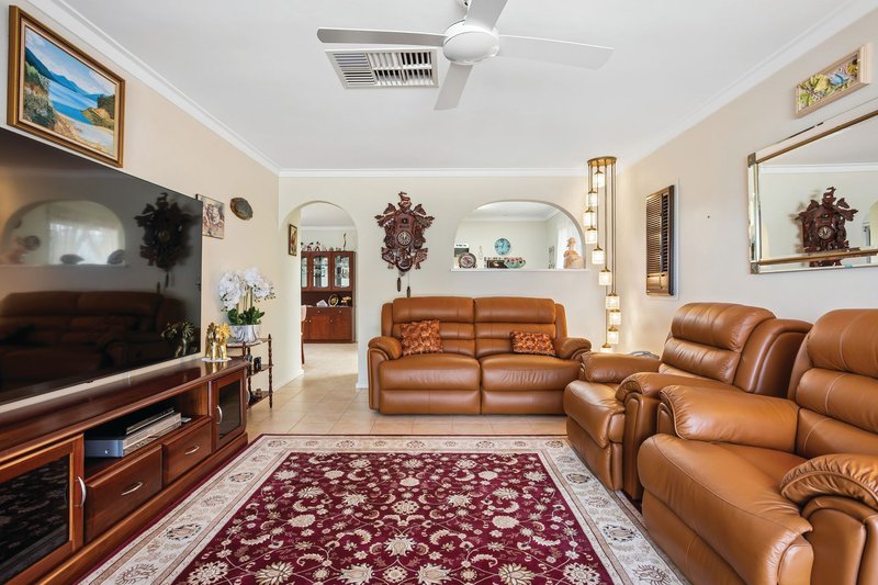 Photo - 42b Beelara Way, Wanneroo WA 6065 - Image 4