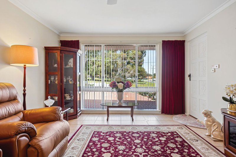 Photo - 42b Beelara Way, Wanneroo WA 6065 - Image 6
