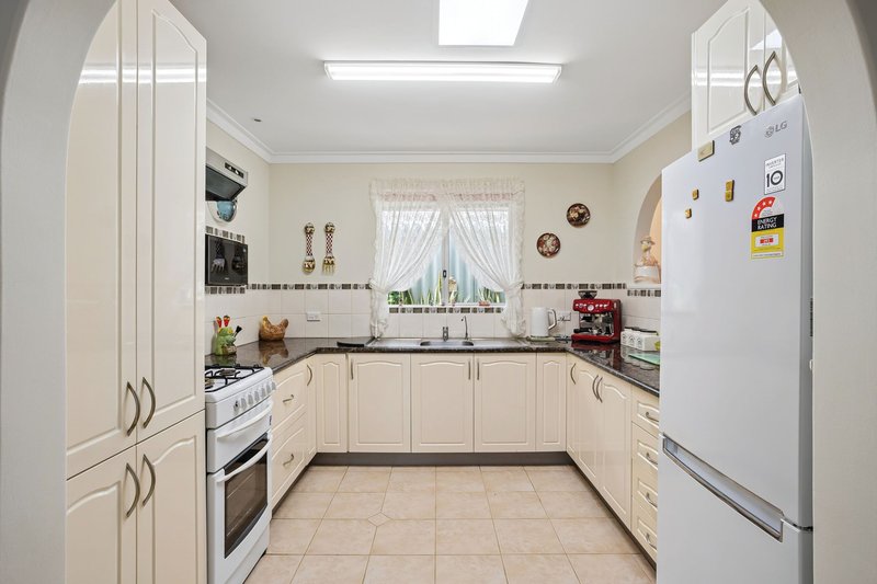 Photo - 42b Beelara Way, Wanneroo WA 6065 - Image 7