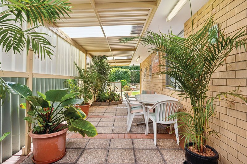 Photo - 42b Beelara Way, Wanneroo WA 6065 - Image 17