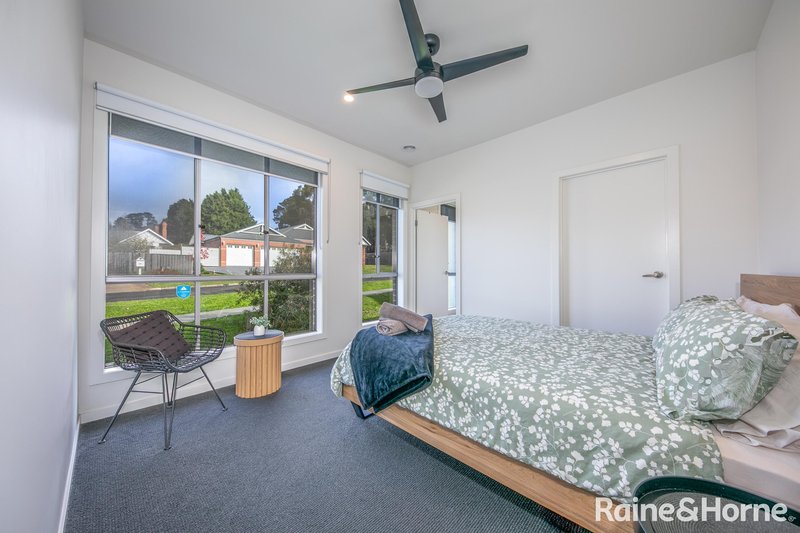 Photo - 42b Howey Street, Gisborne VIC 3437 - Image 9
