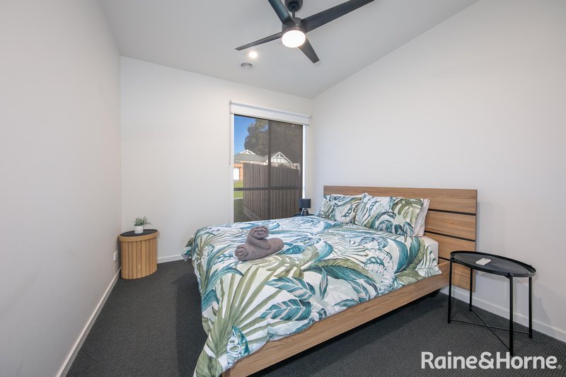 Photo - 42b Howey Street, Gisborne VIC 3437 - Image 12
