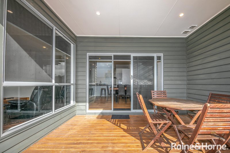 Photo - 42b Howey Street, Gisborne VIC 3437 - Image 14