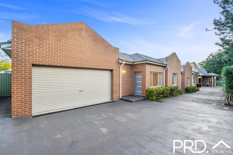 4/2B Victor Avenue, Panania NSW 2213