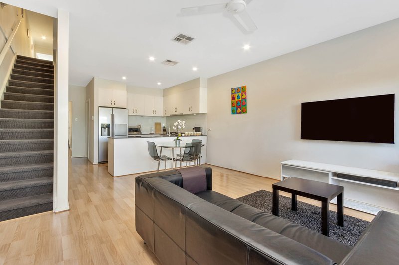 Photo - 42C Mowbray Street, Mawson Lakes SA 5095 - Image 5