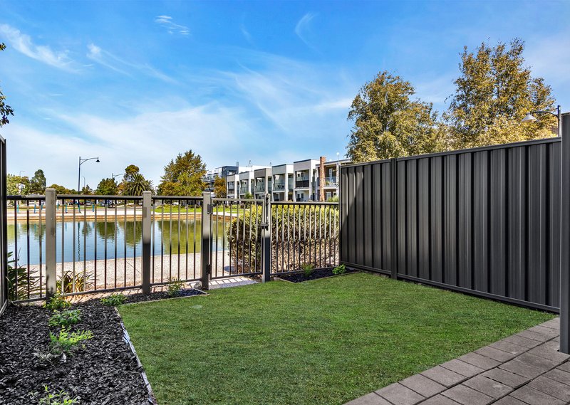 Photo - 42C Mowbray Street, Mawson Lakes SA 5095 - Image 13