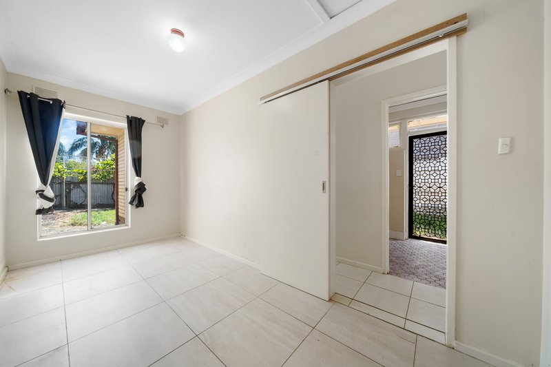 Photo - 43 & 43A Sussex Street, Alberton SA 5014 - Image 7