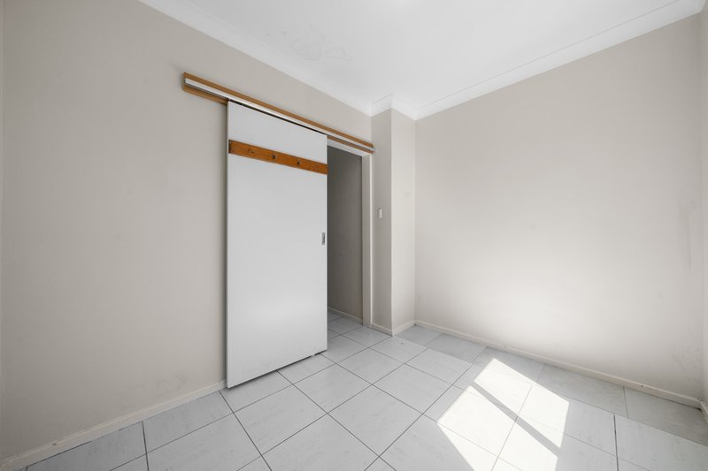 Photo - 43 & 43A Sussex Street, Alberton SA 5014 - Image 9