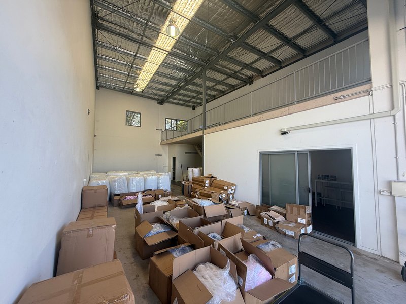 Photo - 4/3-5 Exeter Way, Caloundra West QLD 4551 - Image 7