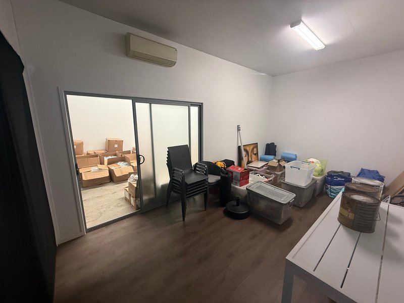 Photo - 4/3-5 Exeter Way, Caloundra West QLD 4551 - Image 10