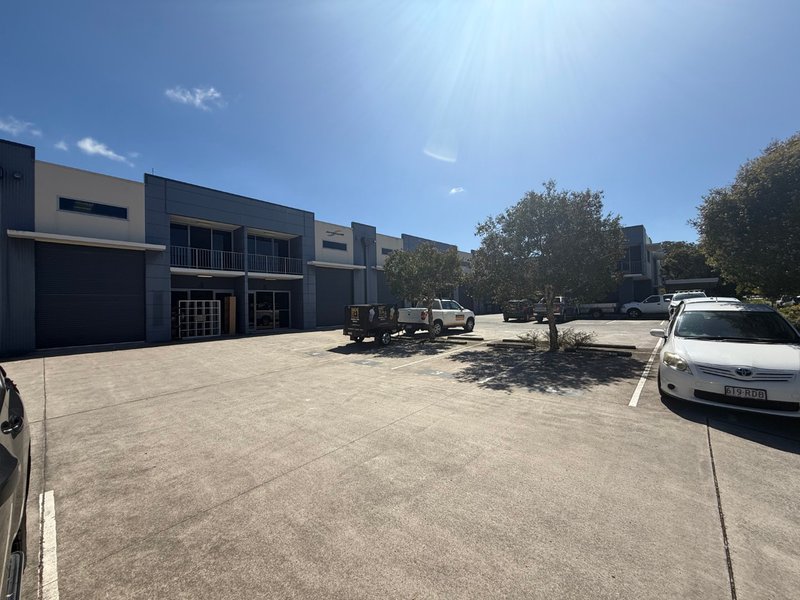 Photo - 4/3-5 Exeter Way, Caloundra West QLD 4551 - Image 14